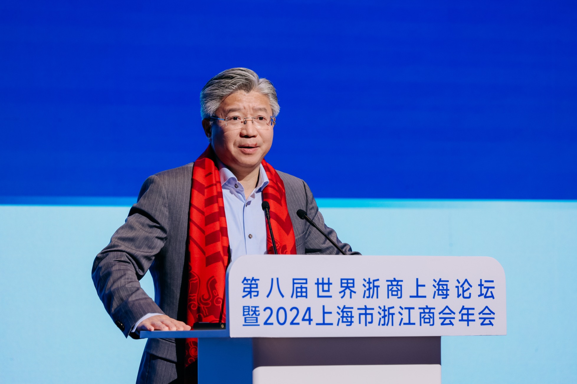 复旦大学管理学院院长陆雄文：培养有企业家精神的管理人才和有管理素养的企业家人才